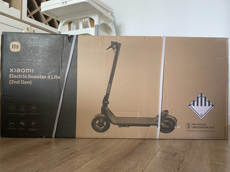 Trotineta electrica Xiaomi Electric Scooter 4 Lite (2and Gen) - NOUA