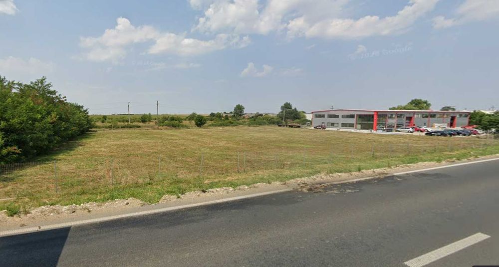 Vand teren intravilan.5000 mp. Langa Dunca expeditii.