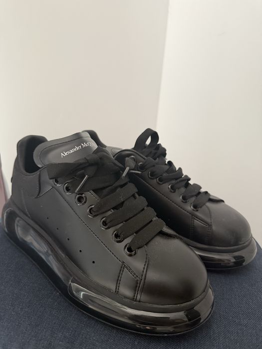 vand adidasi alexander mcqueen