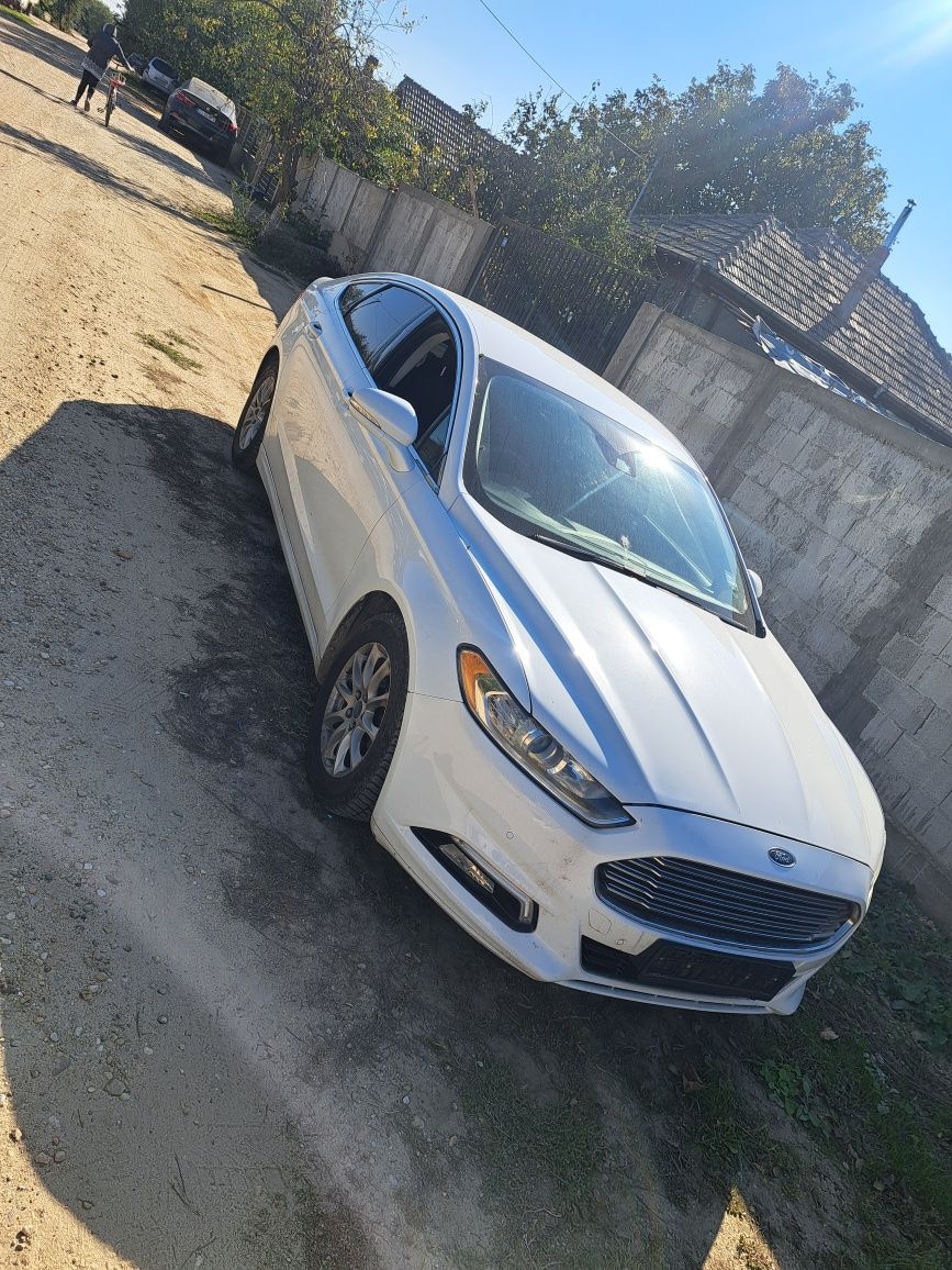 Dezmembrez ford mondeo mk5, motor 2.0 d