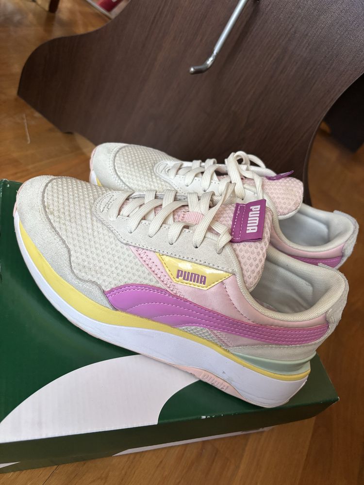 Маратонки PUMA.