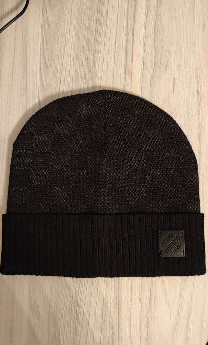 Caciula Louis Vuitton