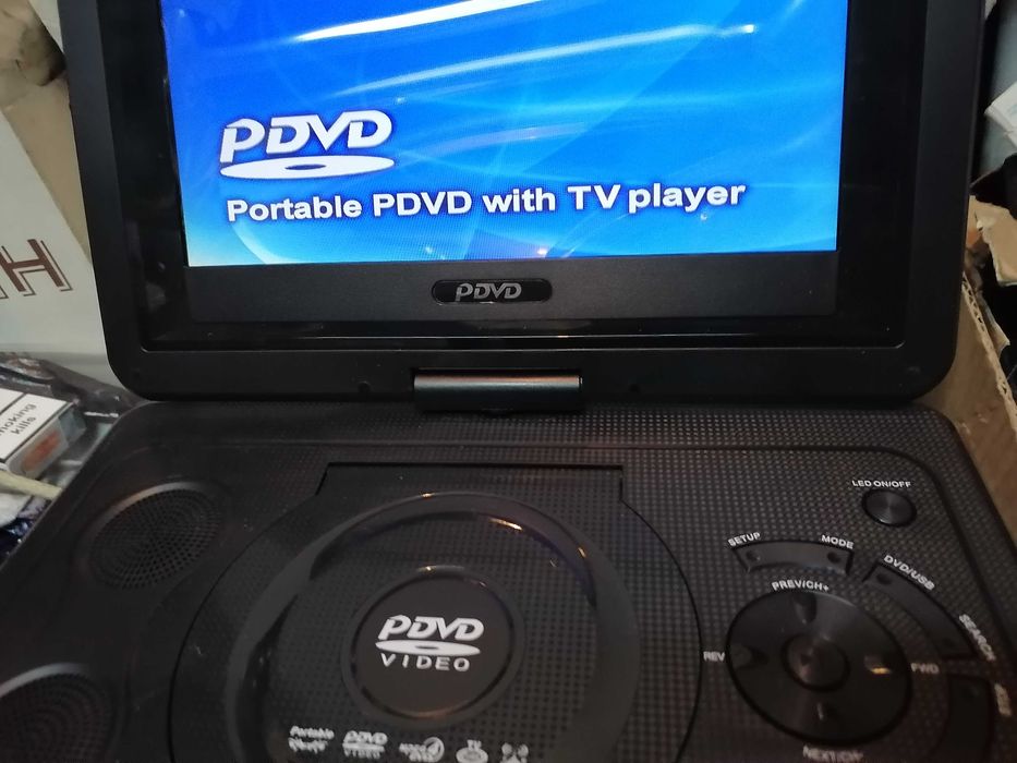 Продавам  чисто ново ТВ с ДВД  LENCO 11.5 '' за кола дома вилата