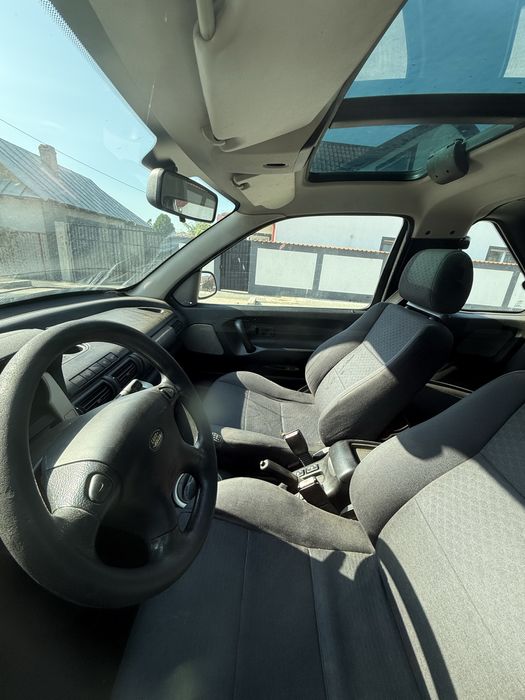 vand/schimb Land Rover FreeLander 2 usi cabrio