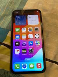 Iphone 11  64  GB