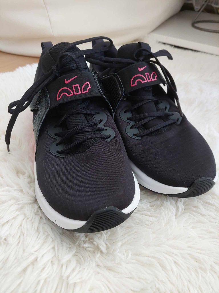 Маратонки Nike Air Max Bella 5
