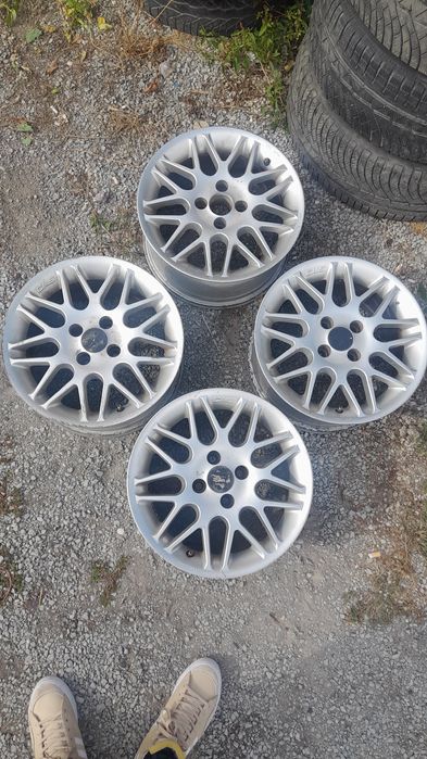 Алуминийеви джанти 15 цола 4х100 ет 7J 37