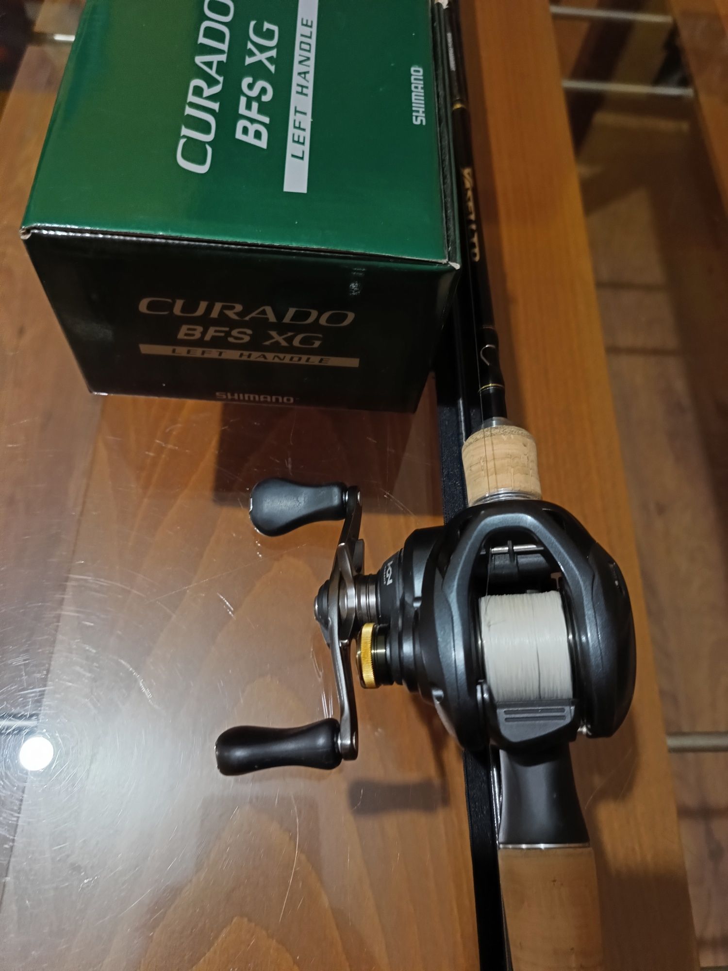 Продавам байкаст макараCURADO BFS XG