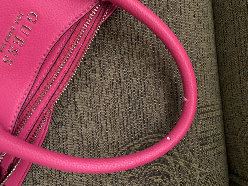 Чанта Guess,цикламено