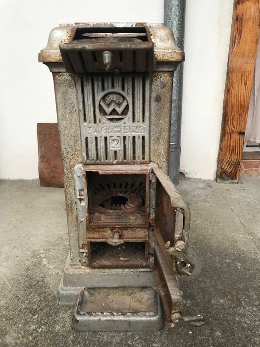 Винтидж печка на дърва и въглища Вулкань