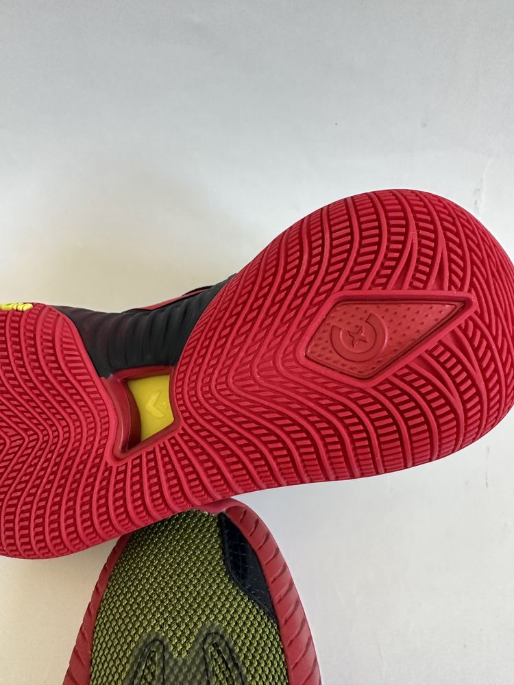 Adidasi Converse mărimea 38,5 noi,originali