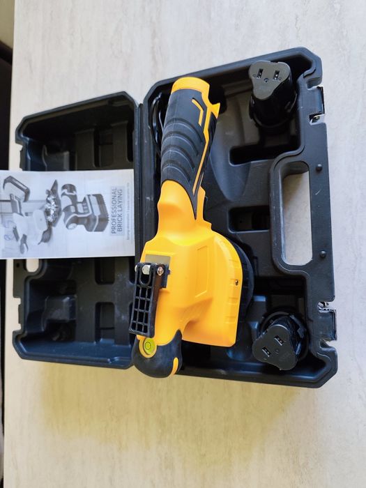 Вакон машина за плочки и фунция вибратор НОВО.