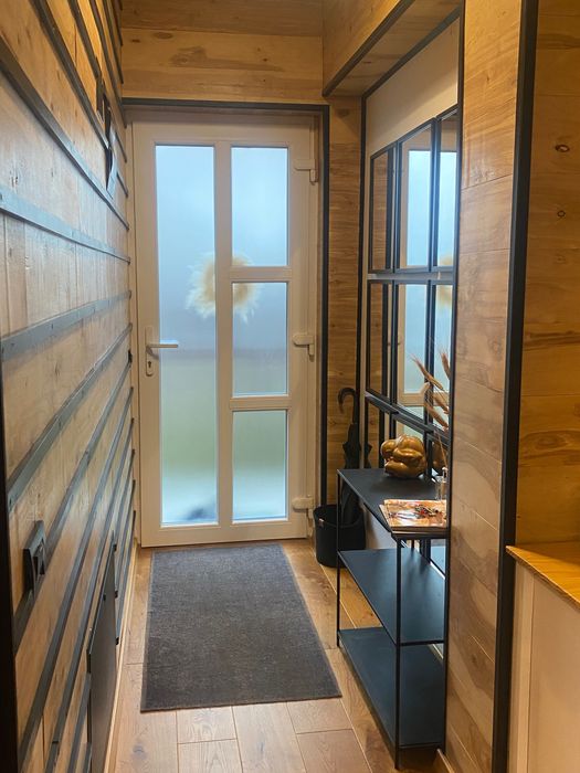 Casa mobilată de închiriat