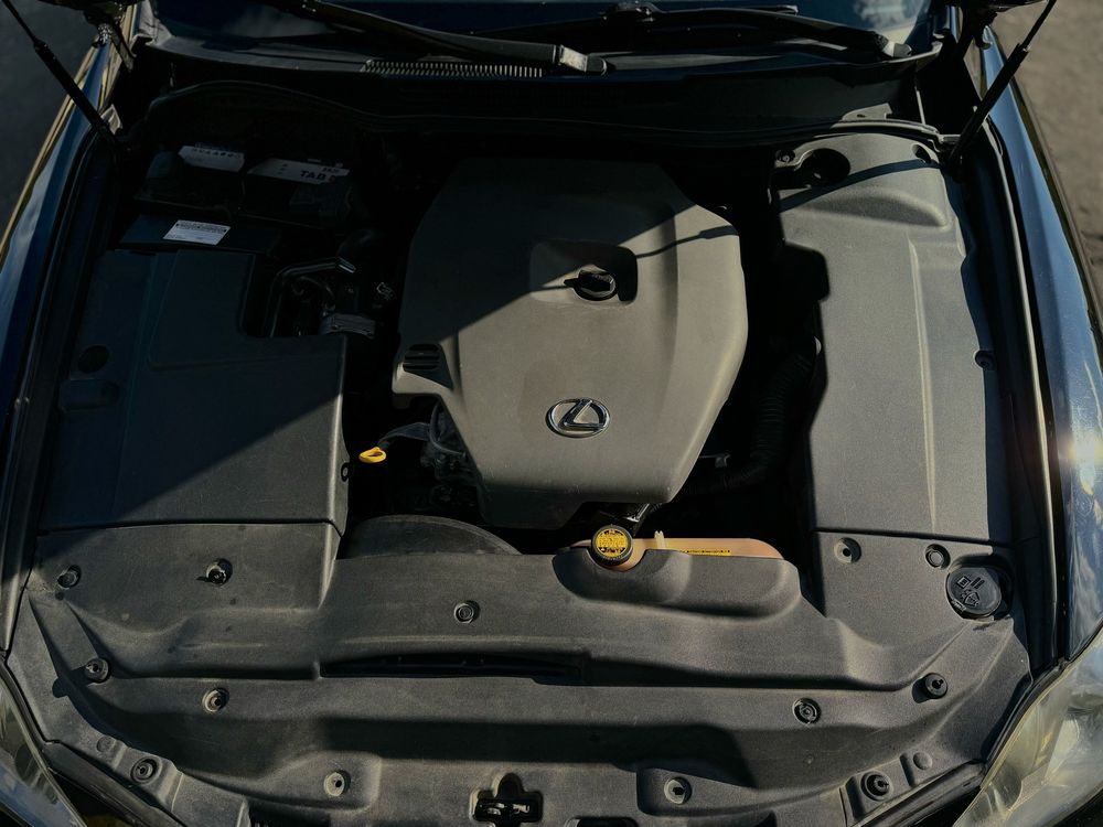 Lexus IS220D Executive Package