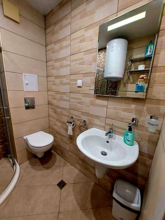 Дава се под наем Двустаен апартамент в Бургас, Лазур - 62 кв.м за 382.5 € - Снимка #4