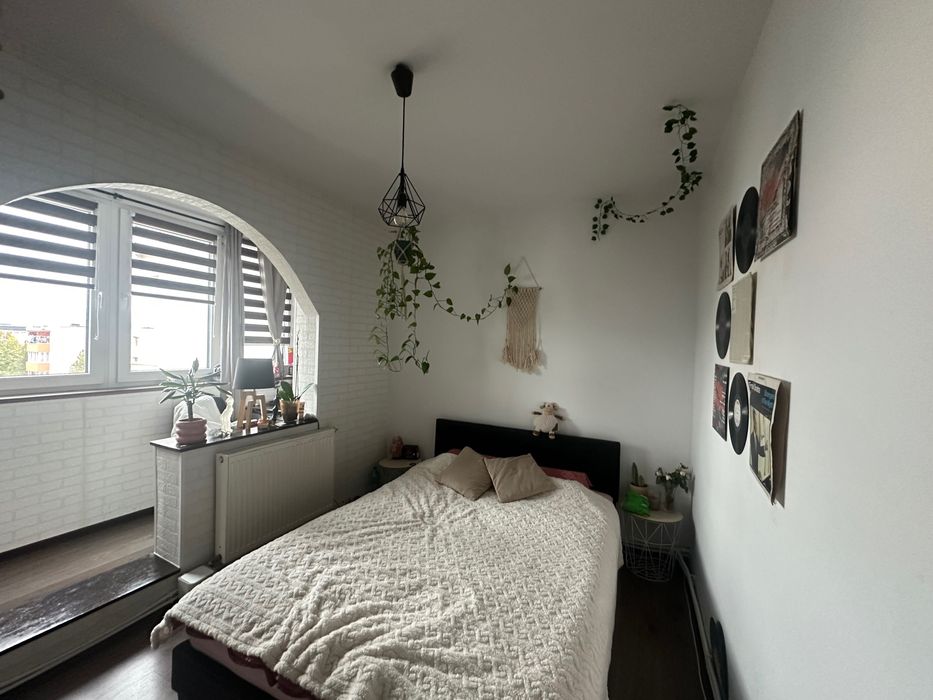 Apartament 3 camere – 75 mp, complet mobilat și utilat – Luduș