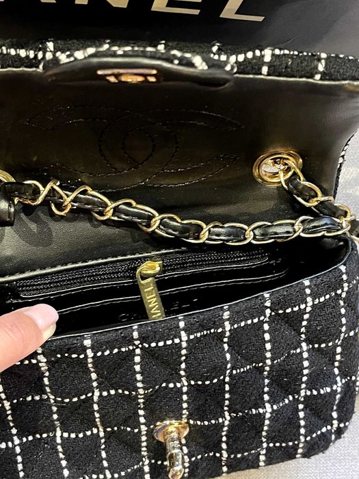 чисто нова чанта черна на шанел уникален подарък дамска chanel