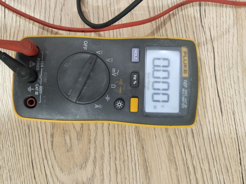 Мультиметр Fluke