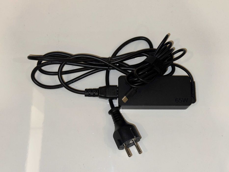 Зарядно Лаптоп 65W Lenovo Type-C + захранващ кабел