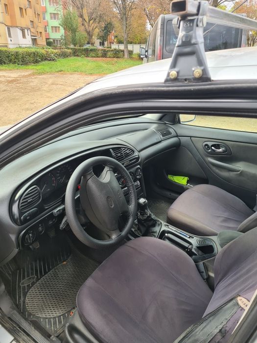 Vand ford mondeo 1,8 tdi si piese de schimb