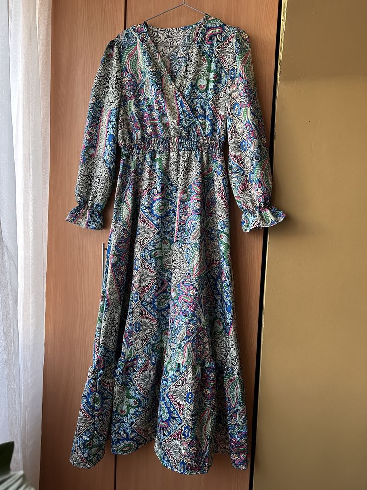 Vand rochie noua eleganta