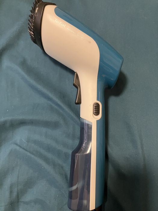 Парна ютия с четка Tefal