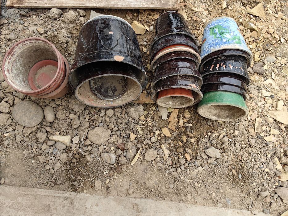 Горшки для растений и цветов б/у