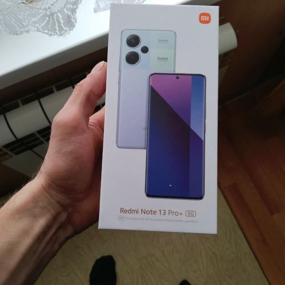 Redmi note 13 pro plus.  12/512