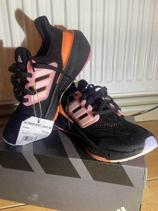 Adidas ultraboost light w
