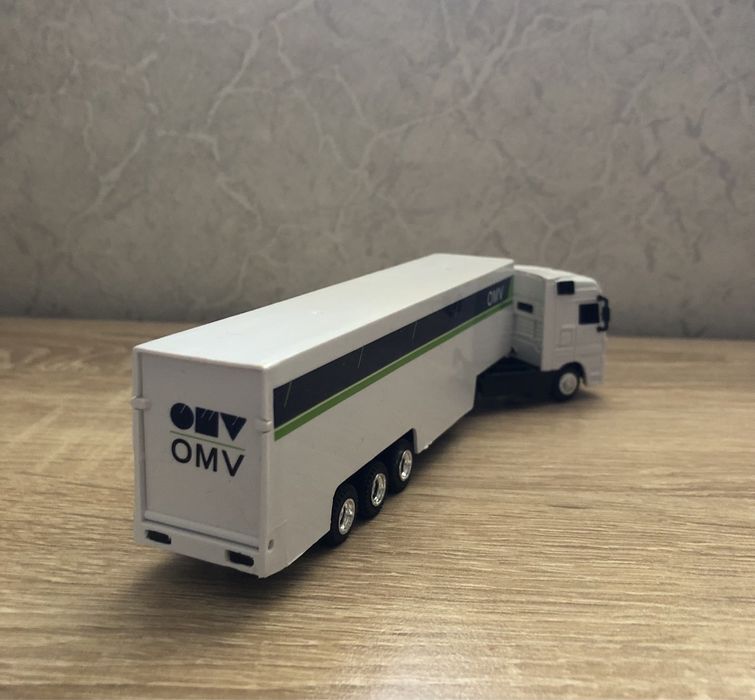 Бартер Камиончета OMV размер 1/87 (3 броя)