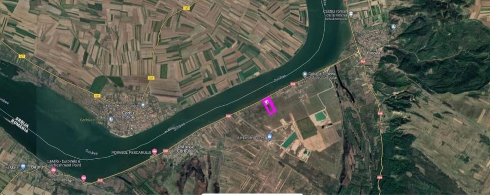 Vand teren Hinova 3,4 ha la Dunare intra / extravilan
