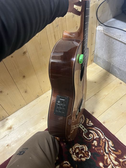 Klassik gitara. ORIGINAL