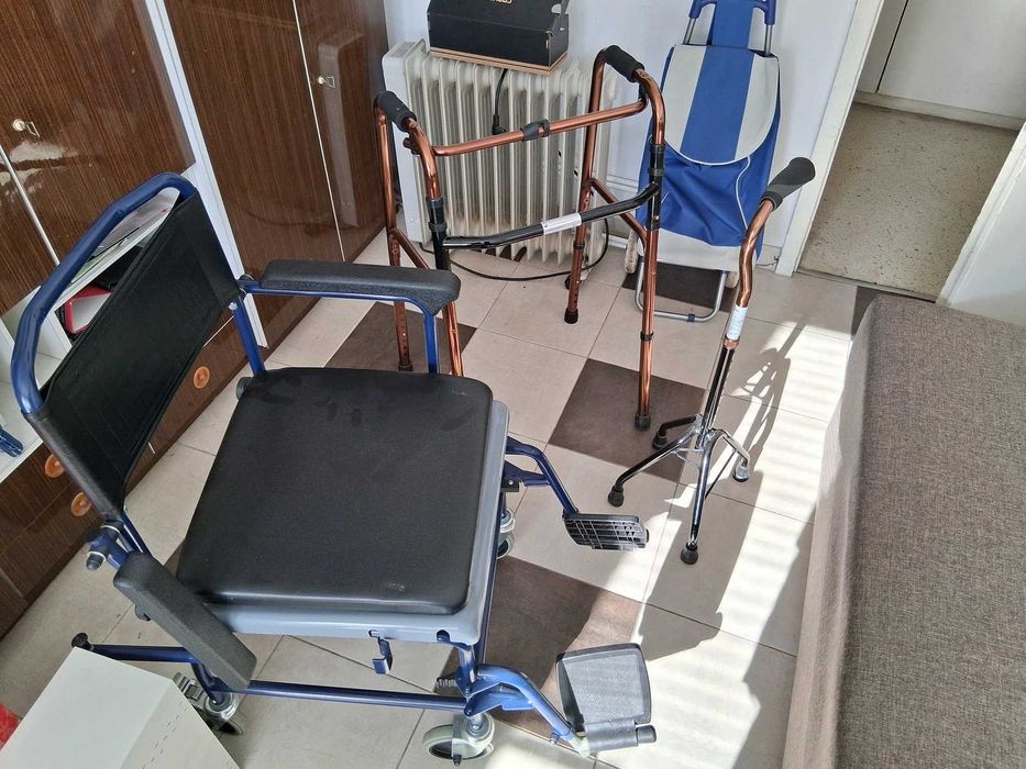 Помощни средства за придвижване