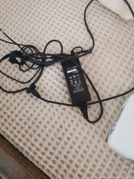 Кислороден концентратор преносим  марка INOGEN ONE.