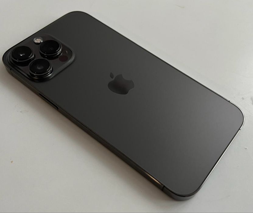 iPhone 13 Pro 100% baterie