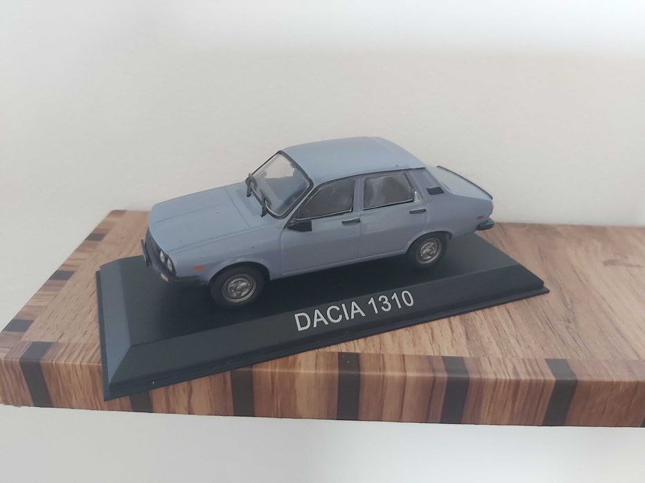 Macheta metalica Dacia 1310 culoare bleo Canada (scara 1/43)