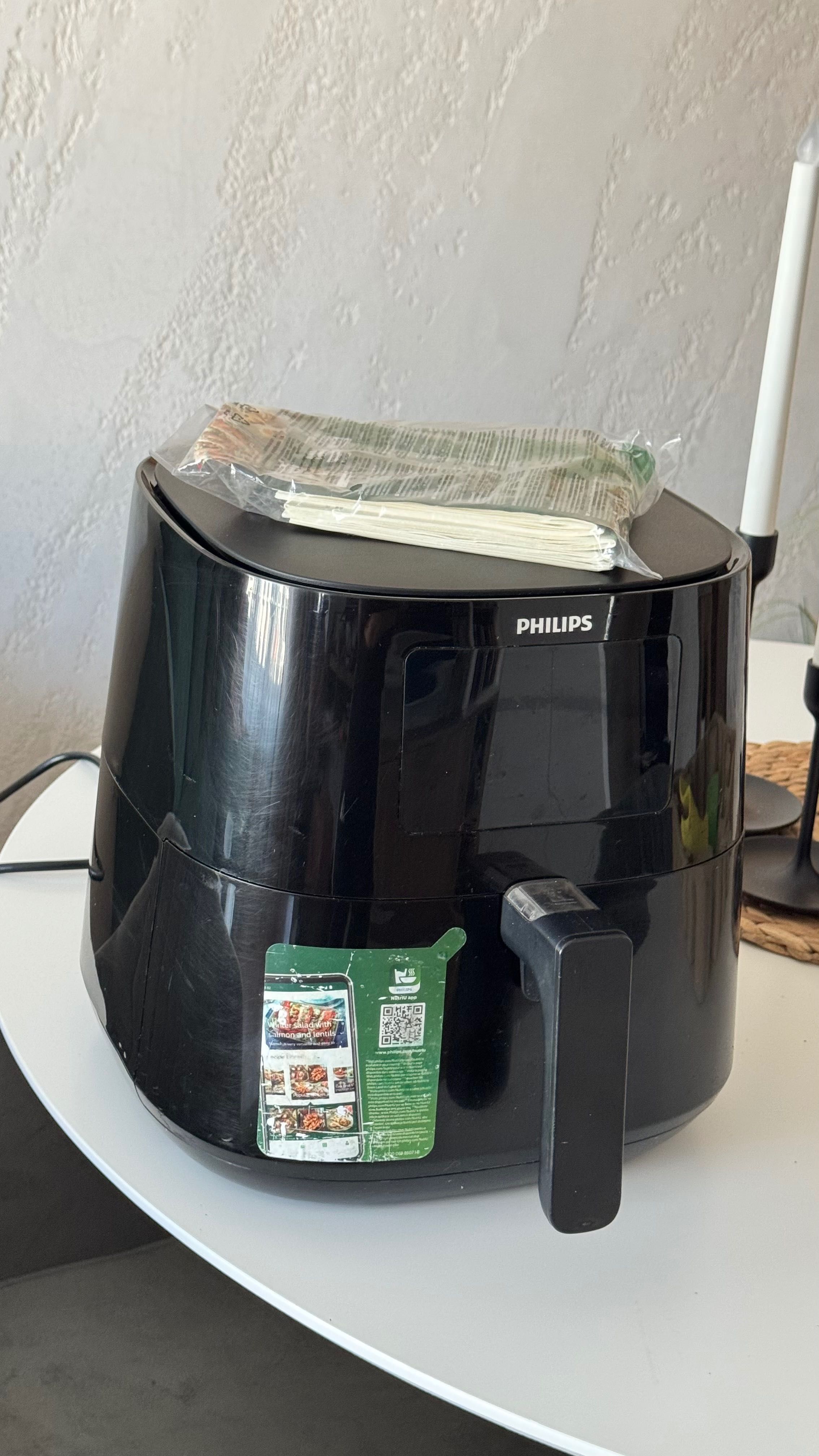 „Philips Airfryer Essential / Series 2000 – 6,2 L, Rapid Air“