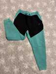 Pantalon nike tech