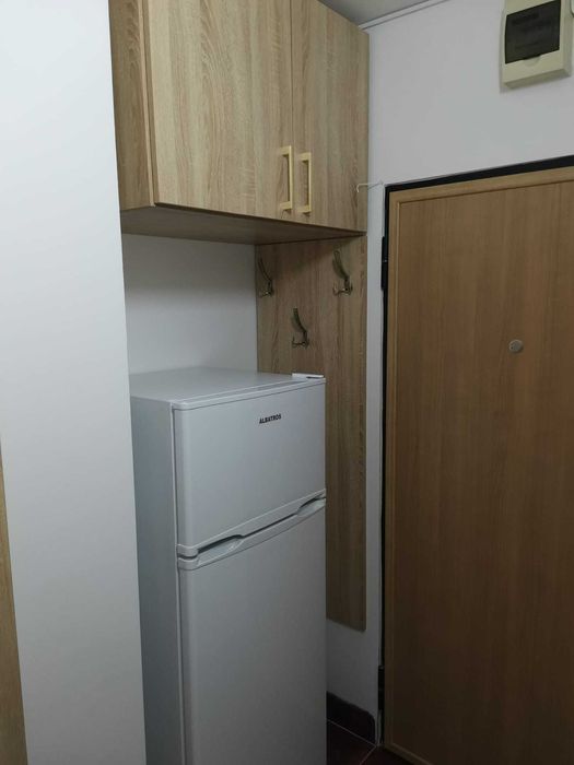 Central, dau in chirie garsoniera mobilata