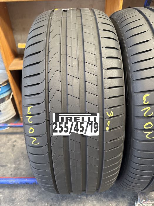255/45/19 Pirelli