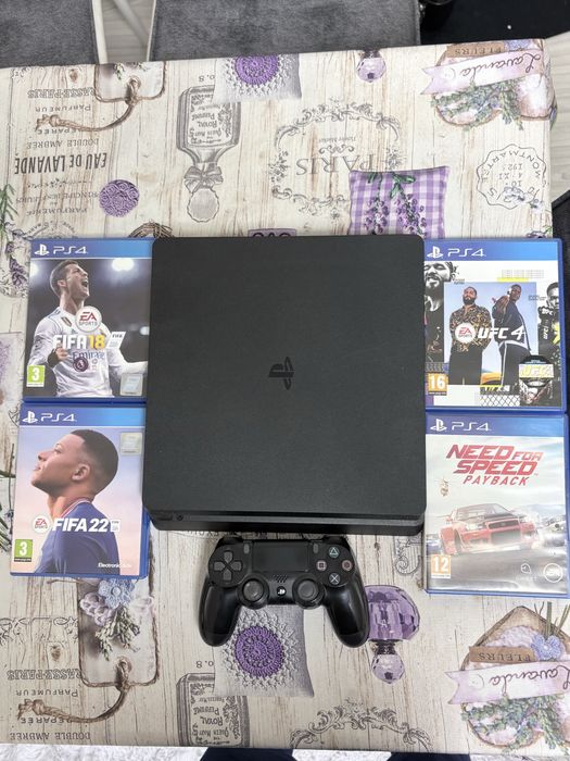 Ps4 slim + няколко игри