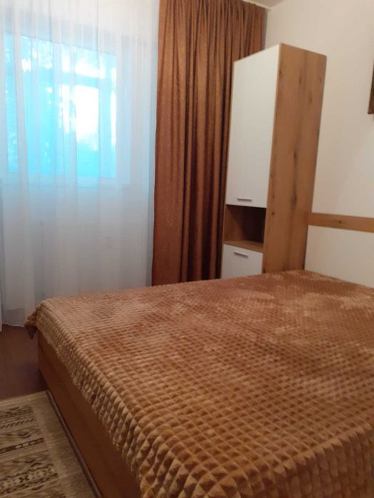 Închiriez apartament 2 camere – Ploiești, Bariera București – Etaj 1