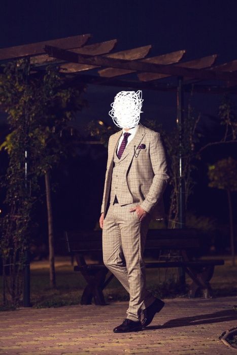 Costum de bărbați elegant mărimea M