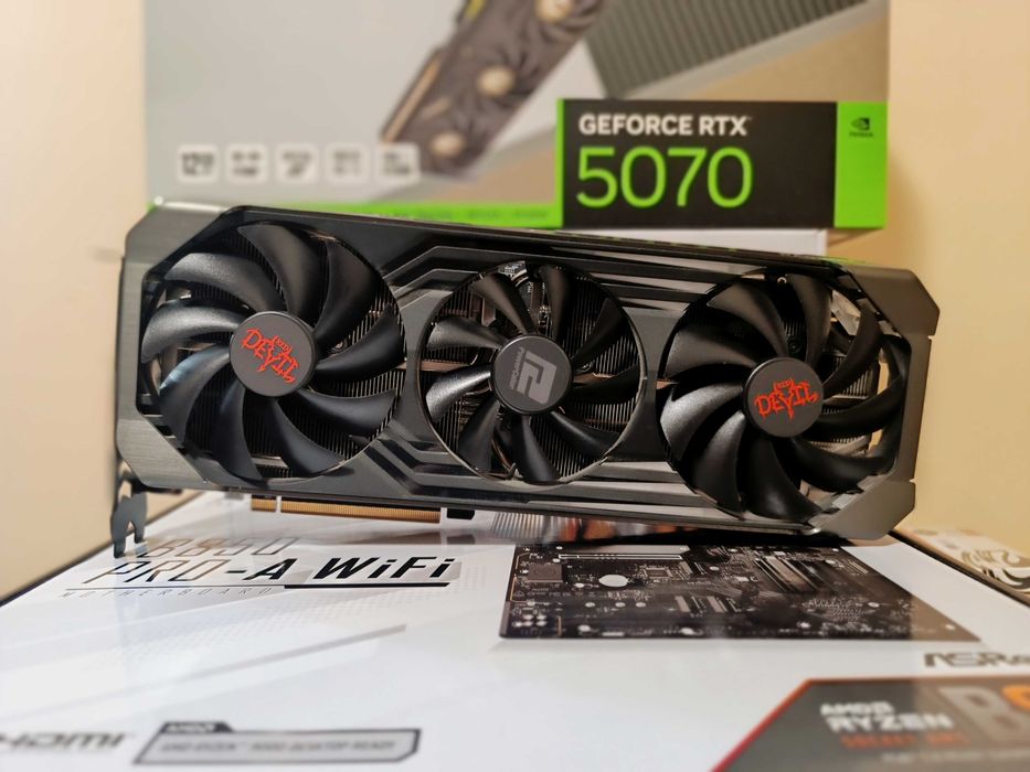 Перфектна Видеокарта AMD RX 6700 XT 12GB GDDR6 PowerColor Red Devil