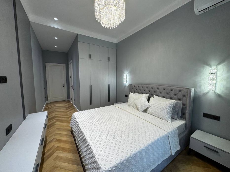 Oq Saroy Deluxe Sotuvda 3 xonalik uy remont Parkentskiy