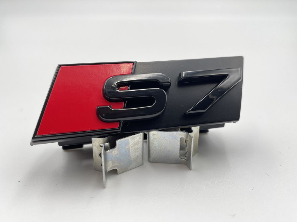 Emblema Audi S7 grila negru