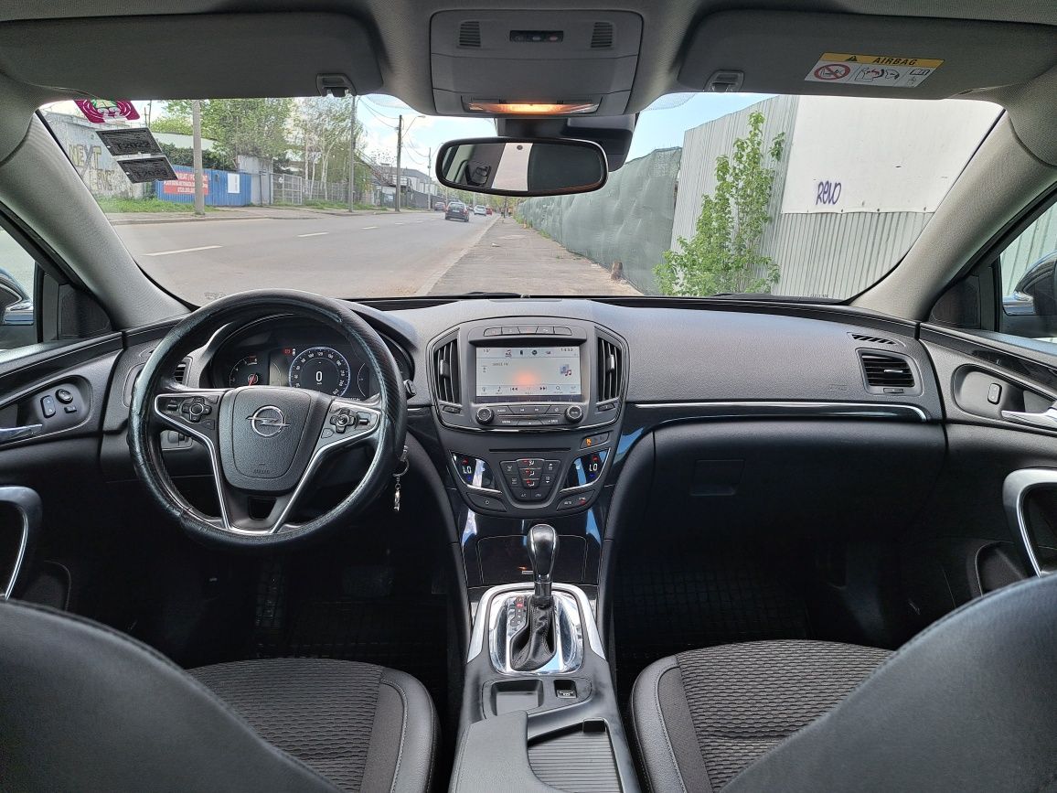 Vând Opel Insignia 2.0 CDTI ECOTEC