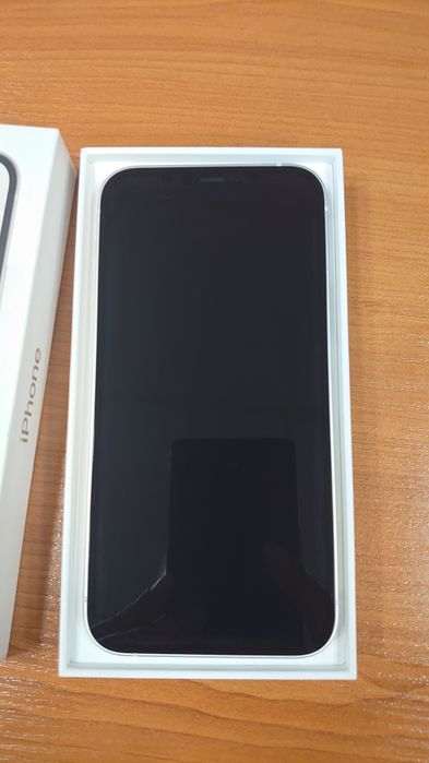 Apple iPhone 12 128 GB 100% батерия гаранция