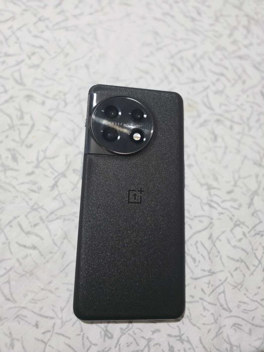Oneplus 11 5G 16 RAM 256 ROM