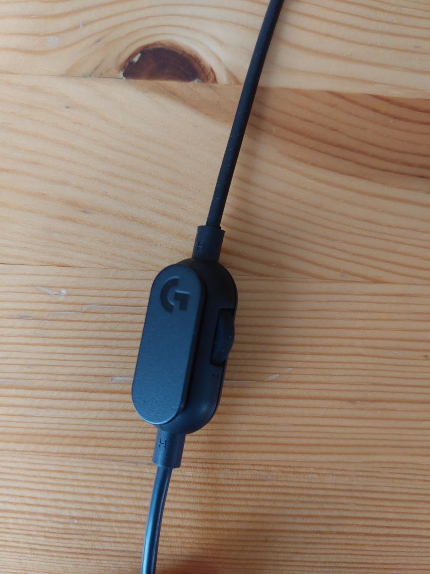 Гейминг слушалки Logitech - PRO X и стойка, черни